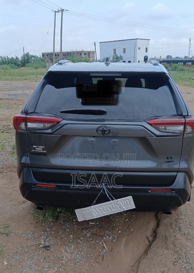 Toyota RAV4 2019 Gray