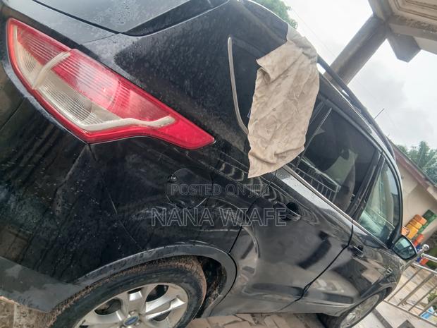 Ford Escape XLS 2012 Black