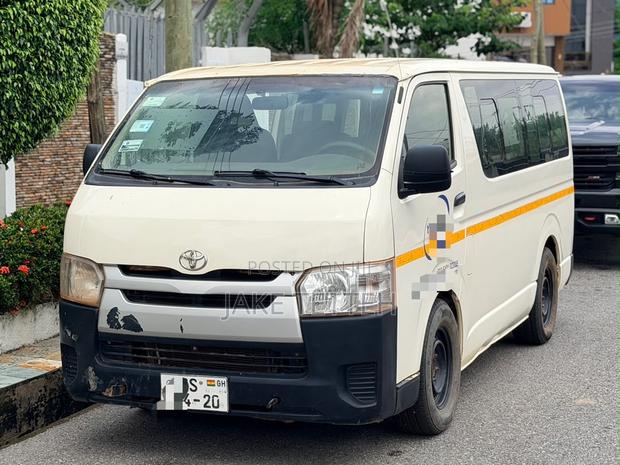 Toyota HiAce 2012 White