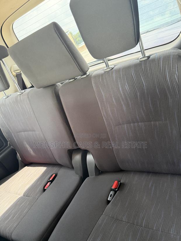 Toyota Voxy 2012 Black