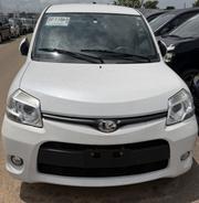 Toyota Sienta 2013 White for sale