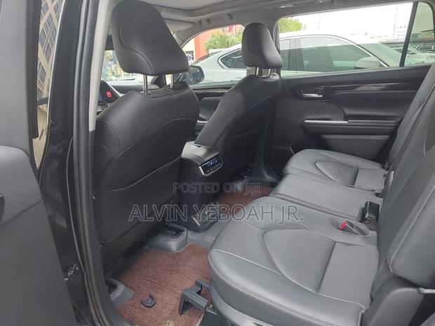 Toyota Highlander XSE AWD 2023 Black