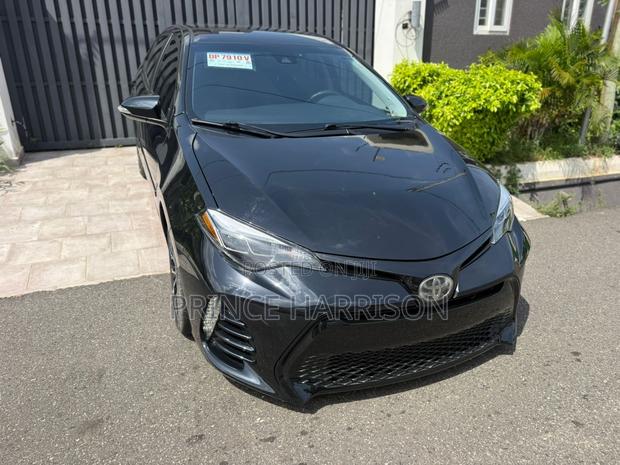 Toyota Corolla SE (1.8L 4cyl 2A) 2019 Black