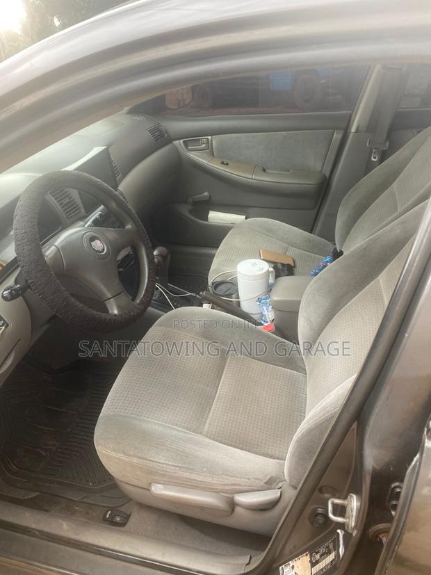Toyota Corolla 2008 Gray