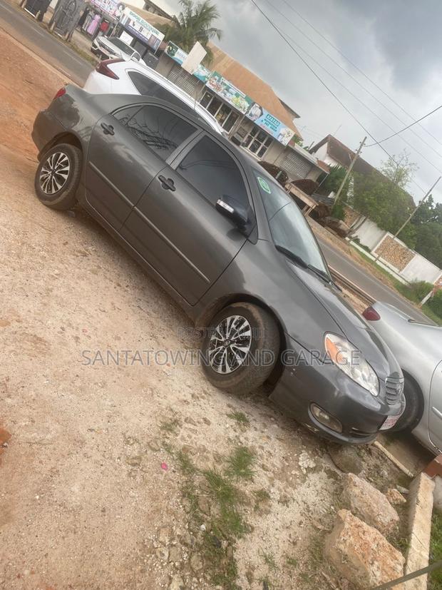 Toyota Corolla 2008 Gray