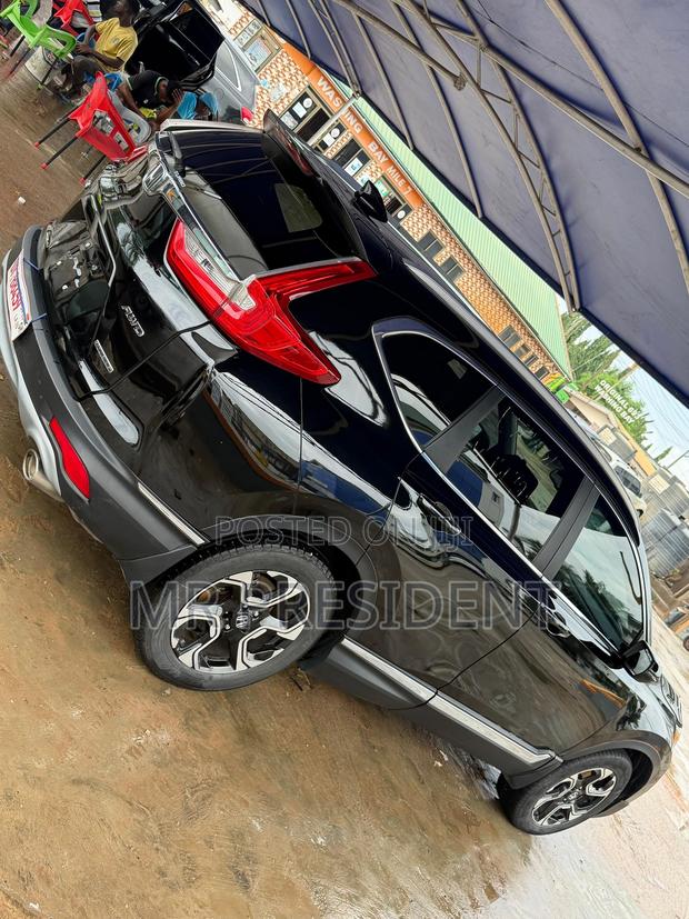 Honda CR-V Touring AWD 2019 Black