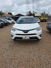 Toyota RAV4 LE AWD (2.5L 4cyl 6A) 2017 White for sale