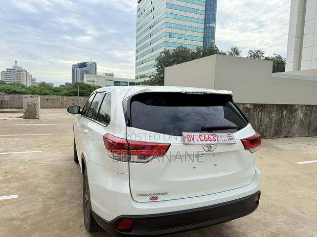 Toyota Highlander 2019 White