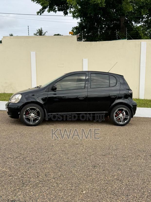 Toyota Yaris 2003 Black