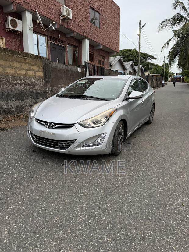Hyundai Elantra Limited 4dr Sedan (1.8L 4cyl 6A) 2014 Silver