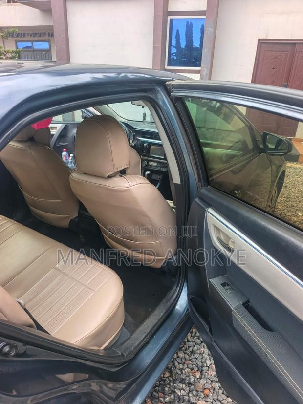 Toyota Corolla 2015 Gray