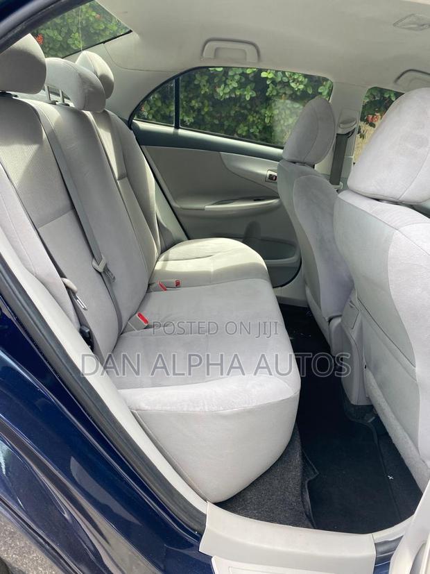 Toyota Corolla 2013 Blue