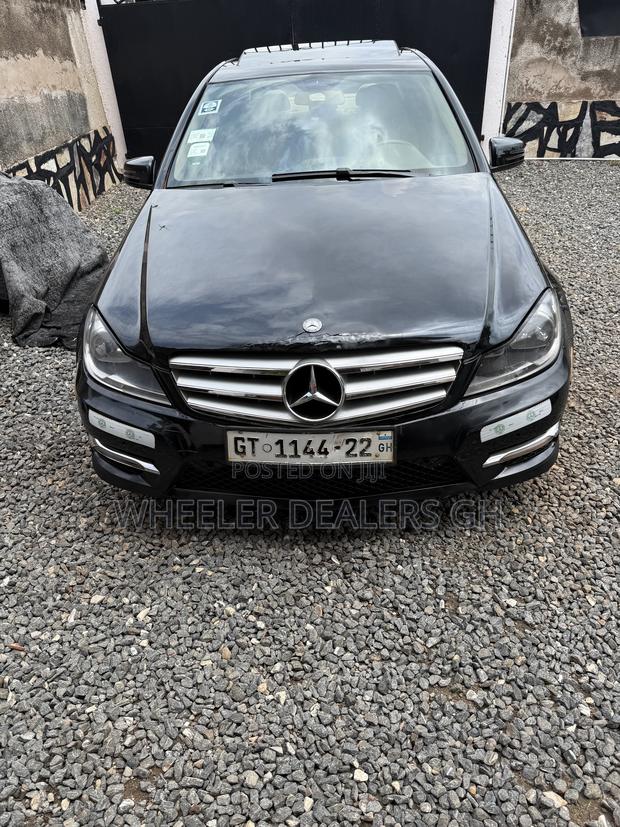 Mercedes-Benz C250 2014 Black