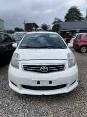 Toyota Yaris SE Hatchback 5dr 2013 White for sale