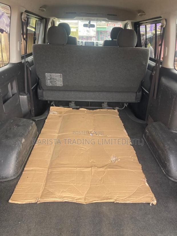 Toyota HiAce 2014 Gray