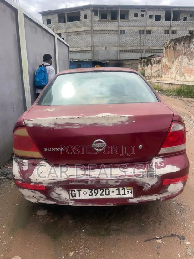 Nissan Sunny 2010 Burgundy