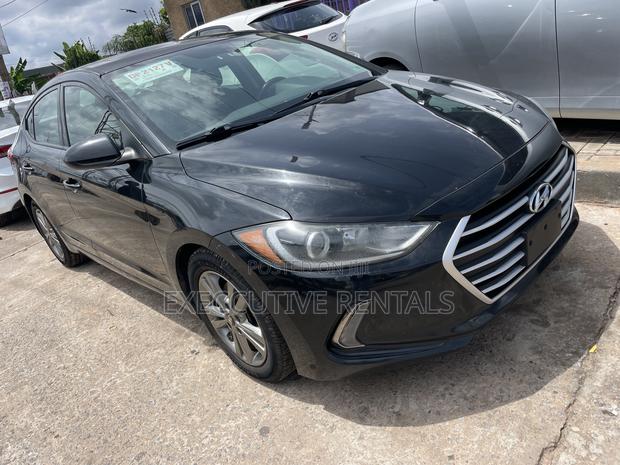 Hyundai Elantra 2017 Black
