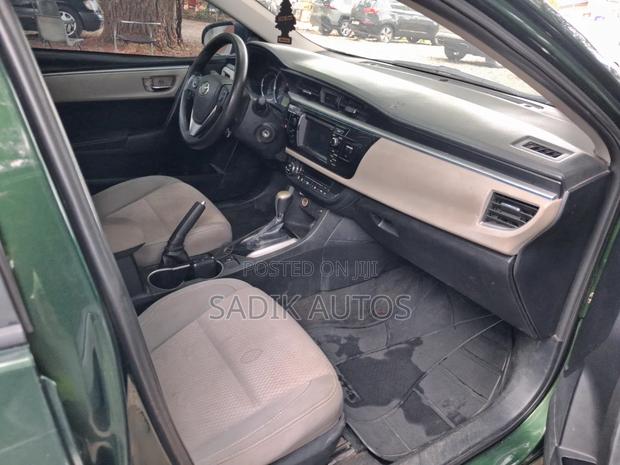 Toyota Corolla LE Plus 4dr Sedan (1.8L 4cyl CVT) 2015 Green