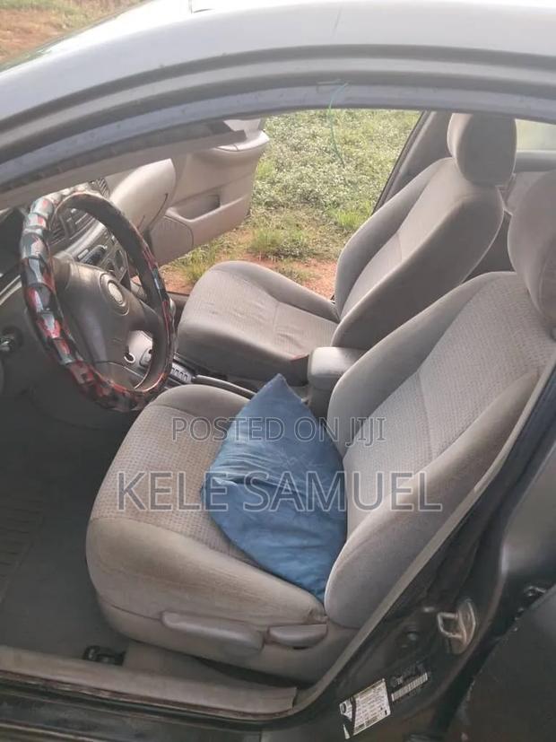 Toyota Corolla L 4-Speed Automatic 2013 Silver