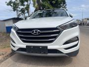 Hyundai Tucson Limited FWD 2018 White for sale