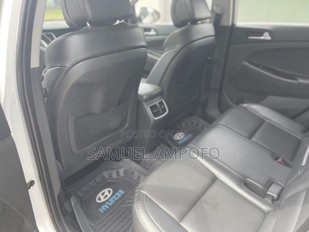 Hyundai Tucson Limited FWD 2018 White