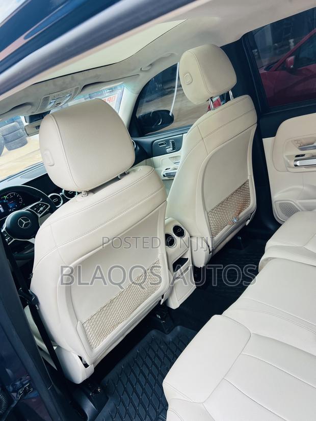 Mercedes-Benz GLB-Class 2021 Blue