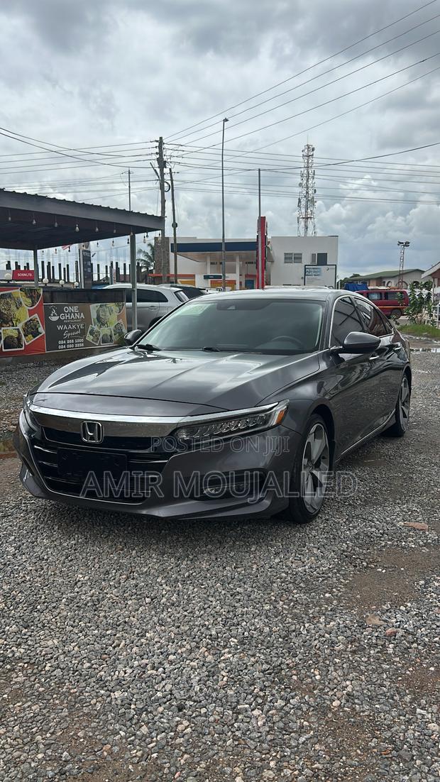 Honda Accord Touring 2.0T 2020 Gray