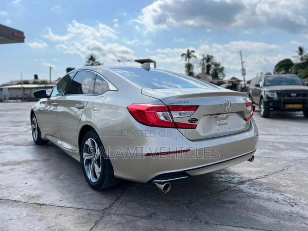 Honda Accord 2020 Gold