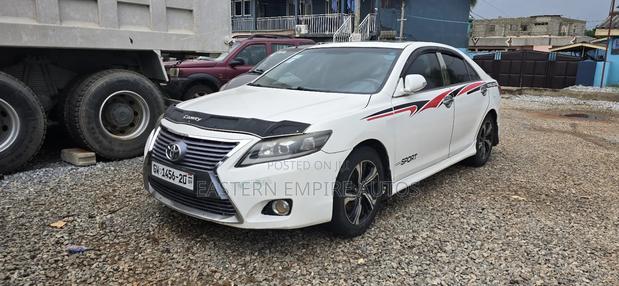 Toyota Camry SE 4dr Sedan (2.5L 4cyl 6AM) 2010 White