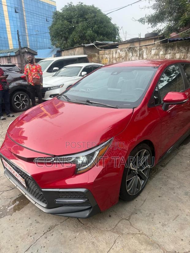 Toyota Corolla SE 2020 Red