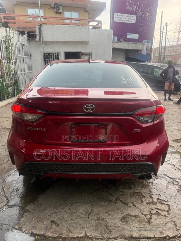 Toyota Corolla SE 2020 Red