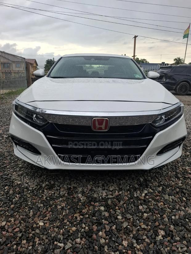 Honda Accord 2018 White
