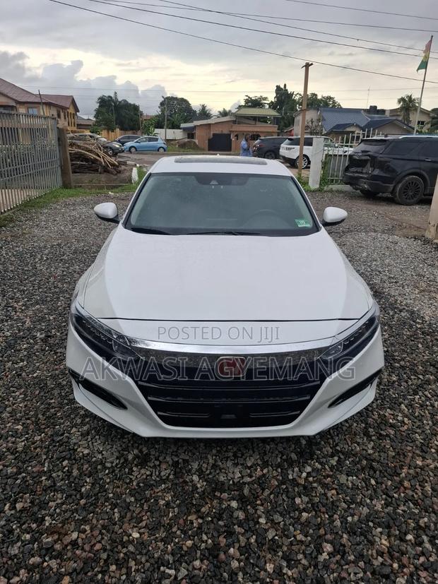 Honda Accord 2018 White