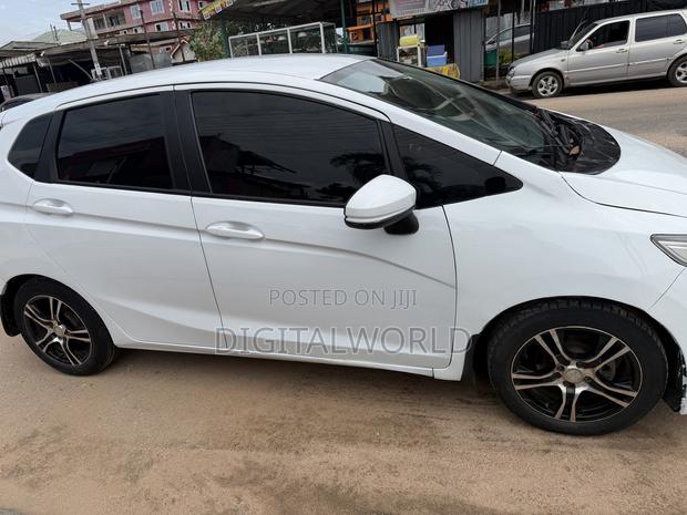 Honda Fit 2018 White