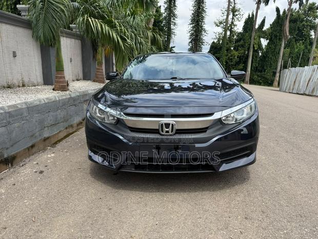 Honda Civic 2019 Gray