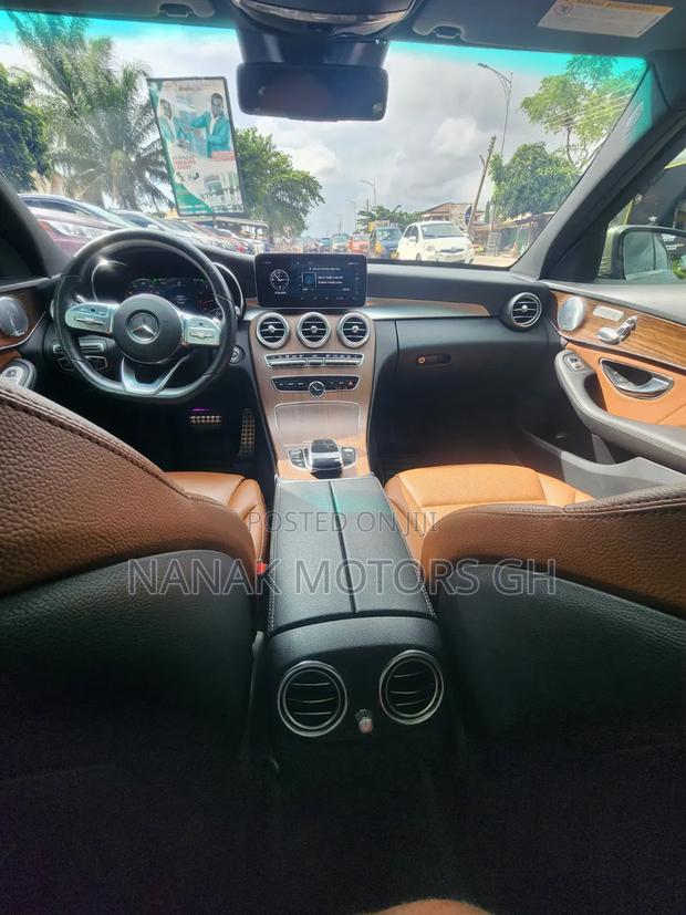 Mercedes-Benz C300 2020 Gray