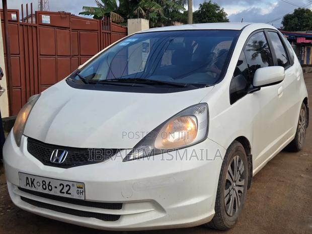 Honda Fit 2012 White