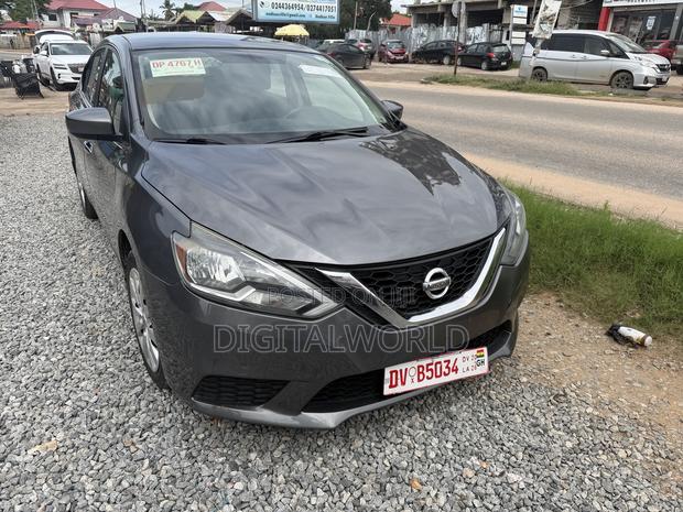 Nissan Sentra SV 2016 Gray
