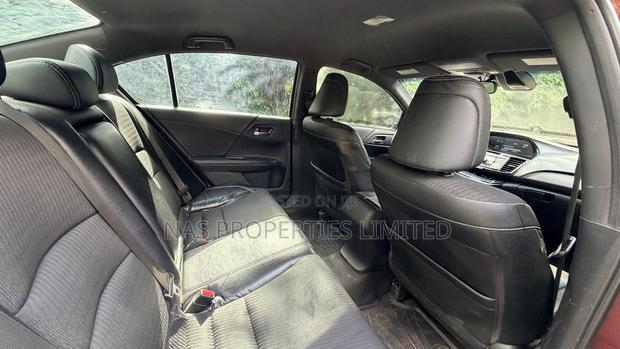 Honda Accord Sport 4dr Sedan FWD (2.4L 4cyl 2A) 2017 Brown