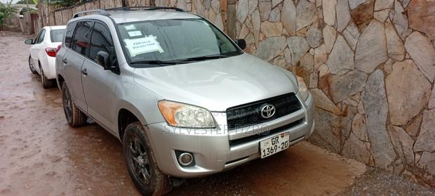 Toyota RAV4 2012 Silver