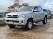 Toyota Hilux 2.5 D-4D SRX 2009 Silver for sale