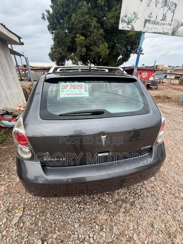 Pontiac Vibe 1.8L 2010 Gray