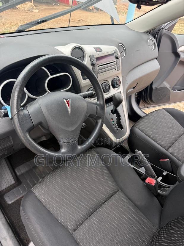 Pontiac Vibe 1.8L 2010 Gray