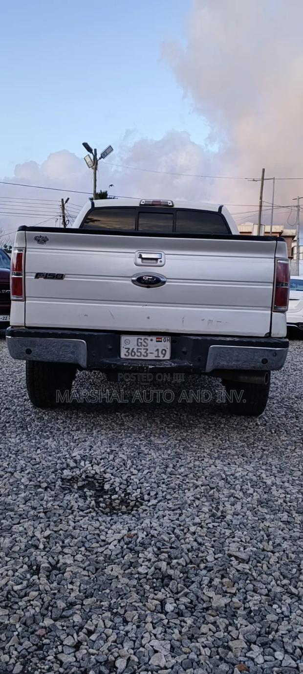 Ford F-150 Lariat 4dr SuperCrew 4WD 5.5 ft. SB (5.0L 8cyl 6A) 2014