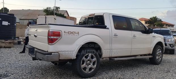 Ford F-150 Lariat 4dr SuperCrew 4WD 5.5 ft. SB (5.0L 8cyl 6A) 2014