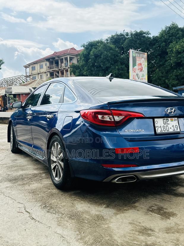Hyundai Sonata Sport 4dr Sedan (2.4L 4cyl 6A) 2015 Blue