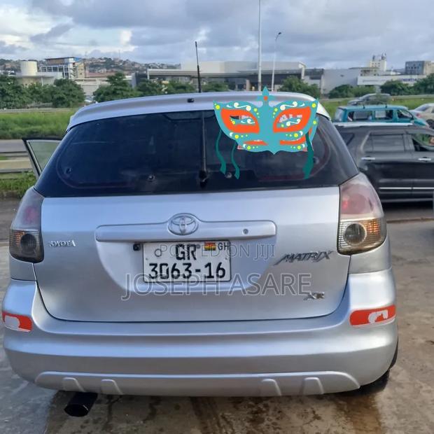 Toyota Matrix XR Hatchback FWD (1.8L 4cyl 4A) 2008 Silver