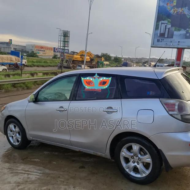 Toyota Matrix XR Hatchback FWD (1.8L 4cyl 4A) 2008 Silver