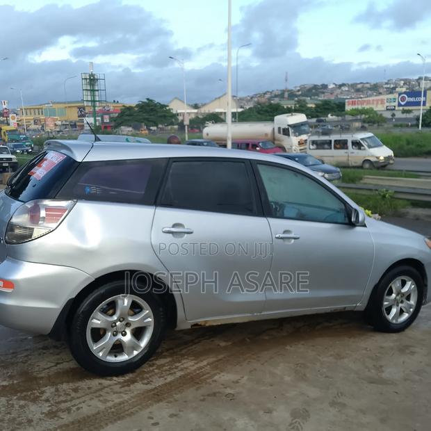 Toyota Matrix XR Hatchback FWD (1.8L 4cyl 4A) 2008 Silver
