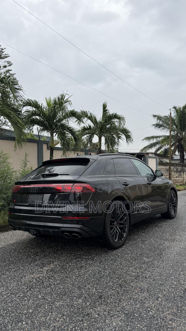 Audi SQ8 Prestige SUV AWD 2024 Black